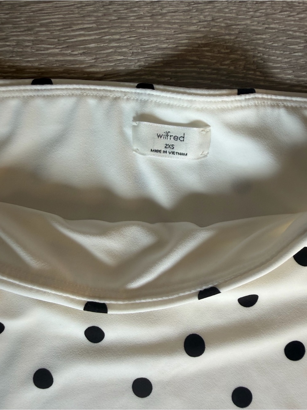 aritzia subscript skirt - Picture 2 of 2